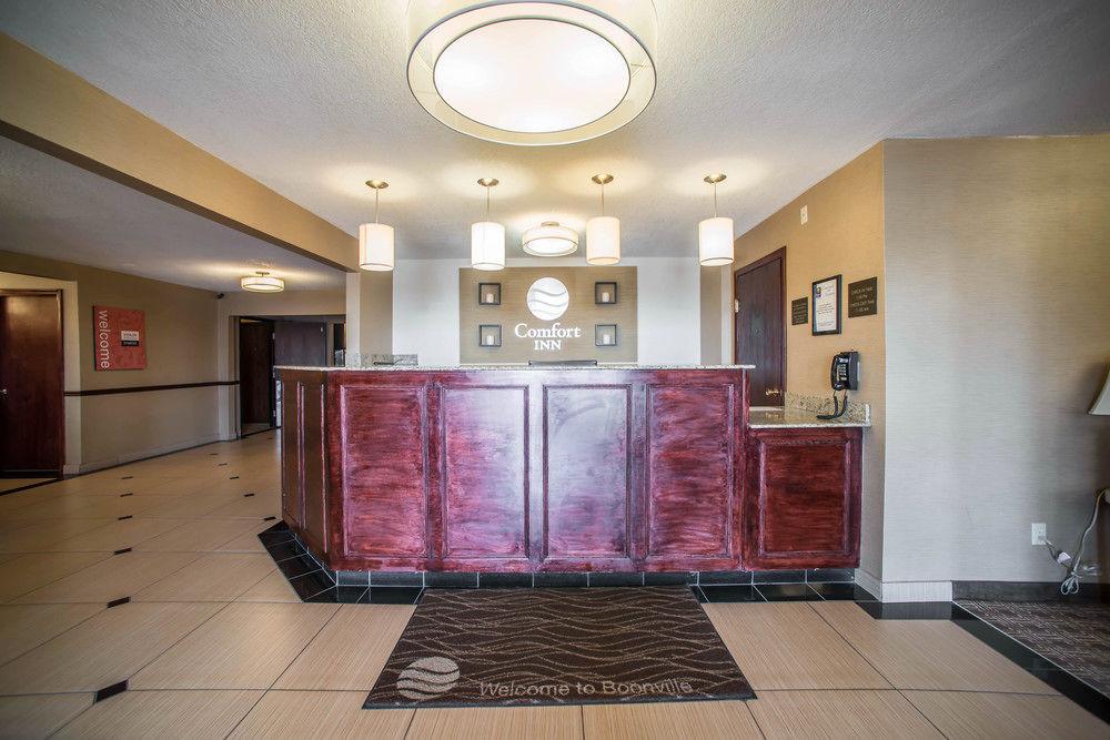 Quality Inn & Suites Boonville - Columbia Exteriör bild