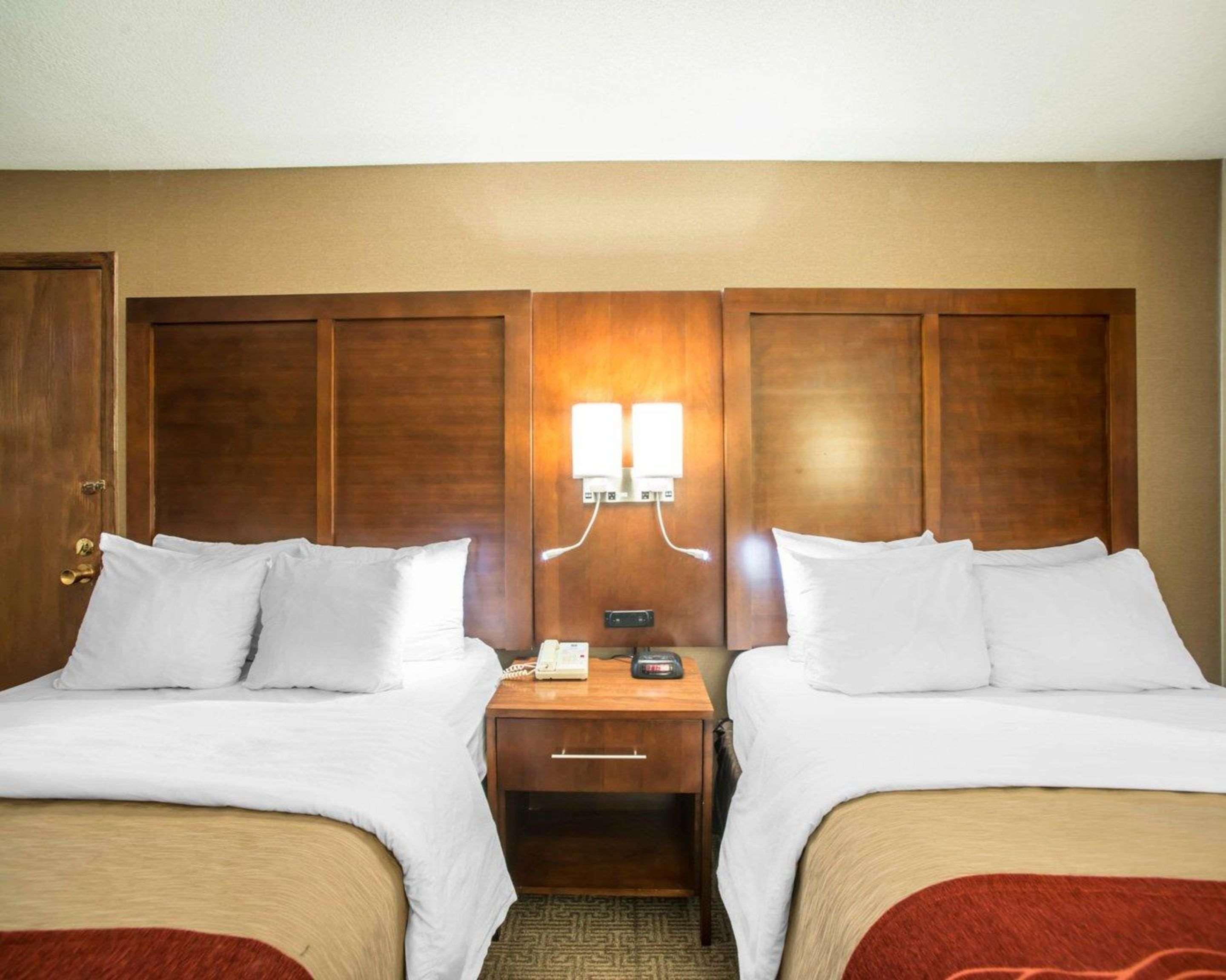 Quality Inn & Suites Boonville - Columbia Exteriör bild