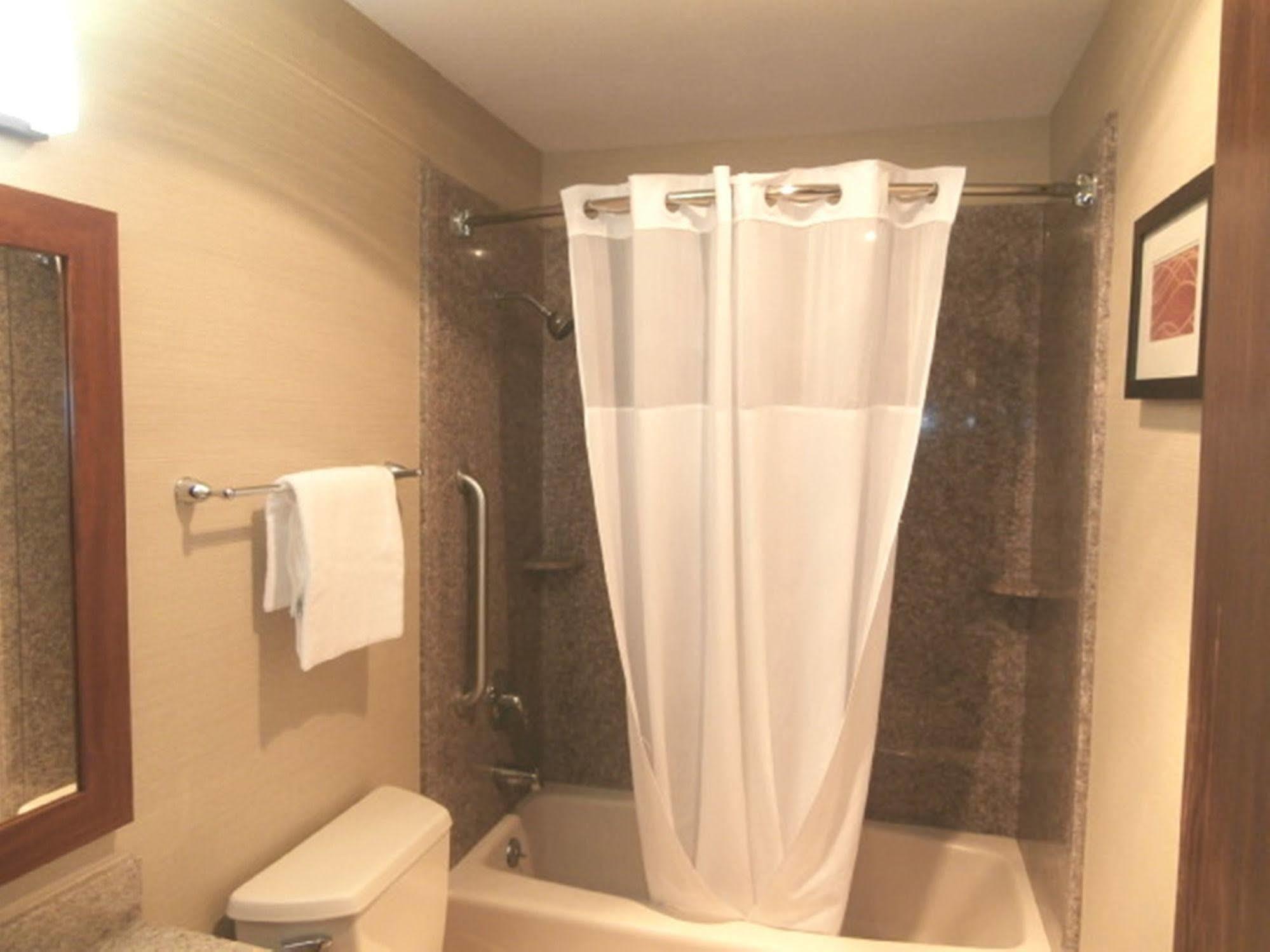 Quality Inn & Suites Boonville - Columbia Exteriör bild